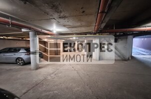 UNDERGROUND PARKING Garage, Regional hospital