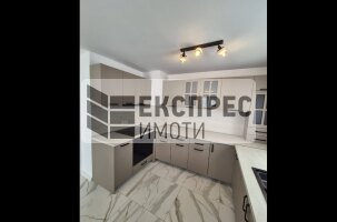 ОБЗАВЕДЕН Двустаен апартамент, м-т Пчелина