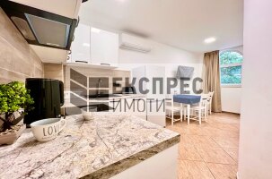 Обзаведен Едностаен апартамент, Окръжна болница