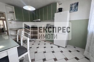  3 Schlafzimmer Wohnung, Regional hospital