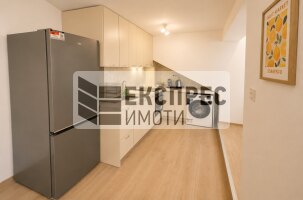 Möbliert, komplett renoviert 3 Schlafzimmer Wohnung, Regional hospital