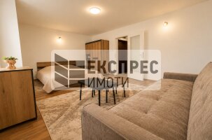 Möbliert, komplett renoviert 3 Schlafzimmer Wohnung, Regional hospital