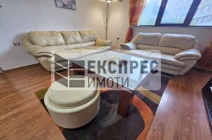  3 Schlafzimmer Wohnung, Regional hospital