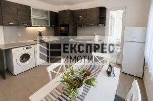 Обзаведен Тристаен апартамент, Окръжна болница