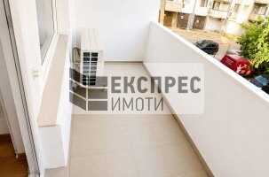 Обзаведен Тристаен апартамент, Окръжна болница